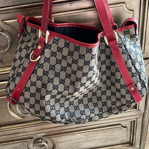 Authentic vintage Gucci purse